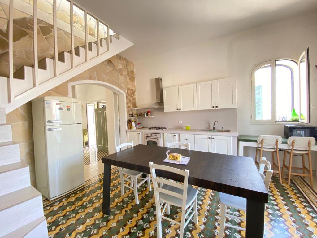 Casa Vacanze Illiria A Roca Vecchia Vicinissima Al Mare Exteriér fotografie